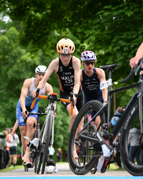 Srdcem ve sportu, duší v realitách